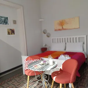 3* Oda ve Kahvaltı Bed, Book & Breakfast Landolina